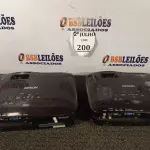LOTE 200 - 02 PROJETORES  MARCA EPSON COM HDMI (NO ESTADO) ATENÇÃO! FAZER A VISITAÇÃO ANTES DE ARREMATAR, NÃO SABEMOS SE FUNCIONA. LEILÃO NÃO TEM GARANTIA E NEM DEVOLUÇÃO, SUJEITO A POSSÍVEIS AVARIAS VISÍVEIS/OCULTAS E/OU AUSÊNCIA DE COMPONENTES.
