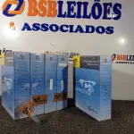 LOTE 174 - 05 KITS DE SISTEMA OPERACIONAL E APLICATIVOS PARA ESTAÇÕES DE TRABALHO E SERVIDORES. (NO ESTADO) ATENÇÃO! FAZER A VISITAÇÃO ANTES DE ARREMATAR, NÃO SABEMOS SE FUNCIONA. LEILÃO NÃO TEM GARANTIA E NEM DEVOLUÇÃO, SUJEITO A POSSÍVEIS AVARIAS VISÍVEIS/OCULTAS E/OU AUSÊNCIA DE COMPONENTES.