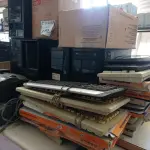 LOTE 180 - 05 CPUS, VÁRIOS TECLADOS ,01 CAIXA COM MOUSE ,02 FAX, FITAS CASSETE E FITAS VHS  (NO ESTADO) ATENÇÃO! FAZER A VISITAÇÃO ANTES DE ARREMATAR, NÃO SABEMOS SE FUNCIONA. LEILÃO NÃO TEM GARANTIA E NEM DEVOLUÇÃO, SUJEITO A POSSÍVEIS AVARIAS VISÍVEIS/OCULTAS E/OU AUSÊNCIA DE COMPONENTES.