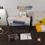 LOTE 373 - 01 IPAD 32GB  SERIE DMPHHUPEDVD2 MODELO A1416 ,01 VÍDEOS ÁUDIO SPLITTER E 01 PROJETOR DE LED (NO ESTADO) ATENÇÃO! FAZER A VISITAÇÃO ANTES DE ARREMATAR, NÃO SABEMOS SE FUNCIONA. LEILÃO NÃO TEM GARANTIA E NEM DEVOLUÇÃO, SUJEITO A POSSÍVEIS AVARIAS VISÍVEIS/OCULTAS E/OU AUSÊNCIA DE COMPONENTES.