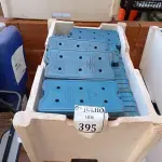 LOTE 325 - 02 CAIXAS COM GELO REUTILIZÁVEL (NO ESTADO) ATENÇÃO! FAZER A VISITAÇÃO ANTES DE ARREMATAR, NÃO SABEMOS SE FUNCIONA. LEILÃO NÃO TEM GARANTIA E NEM DEVOLUÇÃO, SUJEITO A POSSÍVEIS AVARIAS VISÍVEIS/OCULTAS E/OU AUSÊNCIA DE COMPONENTES.