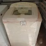 LOTE 403 - 01 MÁQUINA DE LAVAR ROUPAS ELETROLUX 9KG 220V  (NO ESTADO) ATENÇÃO! FAZER A VISITAÇÃO ANTES DE ARREMATAR, NÃO SABEMOS SE FUNCIONA. LEILÃO NÃO TEM GARANTIA E NEM DEVOLUÇÃO, SUJEITO A POSSÍVEIS AVARIAS VISÍVEIS/OCULTAS E/OU AUSÊNCIA DE COMPONENTES.