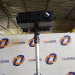 LOTE 195 - 01 PROJETOR MARCA LG MOD: BS275 COM BASE. (NO ESTADO) ATENÇÃO! FAZER A VISITAÇÃO ANTES DE ARREMATAR, NÃO SABEMOS SE FUNCIONA. LEILÃO NÃO TEM GARANTIA E NEM DEVOLUÇÃO, SUJEITO A POSSÍVEIS AVARIAS VISÍVEIS/OCULTAS E/OU AUSÊNCIA DE COMPONENTES. 