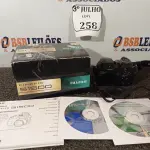 LOTE 258 - 01 MÁQUINA FOTOGRAFICA MARCA FUJIFILM. (NO ESTADO) ATENÇÃO! FAZER A VISITAÇÃO ANTES DE ARREMATAR, NÃO SABEMOS SE FUNCIONA. LEILÃO NÃO TEM GARANTIA E NEM DEVOLUÇÃO, SUJEITO A POSSÍVEIS AVARIAS VISÍVEIS/OCULTAS E/OU AUSÊNCIA DE COMPONENTES.