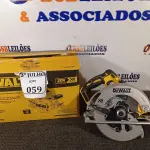 LOTE 059 - 01 SERRA CIRCULAR 7-1/4 20 V MAX LI-ION – DEWALT NOVO. (NO ESTADO)