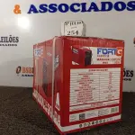 LOTE 254 - 01 MÁQUINA DE SOLDA INVERSORA 220V MARCA FORTG NOVA. (NO ESTADO)
