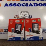 LOTE 037 - 02 REFLETORES DECORLED SUPERLED 220V 10W RGB PT –DECORLUX NOVO. (NO ESTADO)