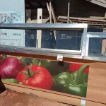 LOTE 448 - 01 BALCÃO CONDIMENTADOR REFRIGERADO COM PORTAS DE VIDRO, CUBAS COM BANHO MARIA ,TEMPERATURA ATÉ100* TEMPERATURA:+1* A +7*C GABINETE EM AÇO EM INOX 100CM DE LARGURA POR 220CM DE COMPRIMENTO ,146CM ALTURA (NO ESTADO) ATENÇÃO! FAZER A VISITAÇÃO ANTES DE ARREMATAR, NÃO SABEMOS SE FUNCIONA. LEILÃO NÃO TEM GARANTIA E NEM DEVOLUÇÃO, SUJEITO A POSSÍVEIS AVARIAS VISÍVEIS/OCULTAS E/OU AUSÊNCIA DE COMPONENTES.