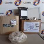 LOTE 205 - 01 LOTE COM VÁRIAS LUMINÁRIAS, 01 LOTE COM VÁRIAS CÂMERAS DE SEGURANÇA.  (NO ESTADO) ATENÇÃO! FAZER A VISITAÇÃO ANTES DE ARREMATAR, NÃO SABEMOS SE FUNCIONA. LEILÃO NÃO TEM GARANTIA E NEM DEVOLUÇÃO, SUJEITO A POSSÍVEIS AVARIAS VISÍVEIS/OCULTAS E/OU AUSÊNCIA DE COMPONENTES.