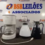 LOTE 188 - 01 CAFETEIRA MARCA FISCHER COOK LINE COM COPO E 02 GARRAFAS DE CAFÉ. (NO ESTADO) ATENÇÃO! FAZER A VISITAÇÃO ANTES DE ARREMATAR, NÃO SABEMOS SE FUNCIONA. LEILÃO NÃO TEM GARANTIA E NEM DEVOLUÇÃO, SUJEITO A POSSÍVEIS AVARIAS VISÍVEIS/OCULTAS E/OU AUSÊNCIA DE COMPONENTES.