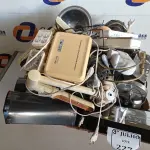 LOTE 227 - 01 LOTE COM LUMINÁRIAS DIVERSAS. (NO ESTADO) ATENÇÃO! FAZER A VISITAÇÃO ANTES DE ARREMATAR, NÃO SABEMOS SE FUNCIONA. LEILÃO NÃO TEM GARANTIA E NEM DEVOLUÇÃO, SUJEITO A POSSÍVEIS AVARIAS VISÍVEIS/OCULTAS E/OU AUSÊNCIA DE COMPONENTES.