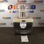 LOTE 233 - 01 REFRESQUEIRA DE 01 CUBA REDONDA MARCA POLOGEL 220V. (NO ESTADO) ATENÇÃO! FAZER A VISITAÇÃO ANTES DE ARREMATAR, NÃO SABEMOS SE FUNCIONA. LEILÃO NÃO TEM GARANTIA E NEM DEVOLUÇÃO, SUJEITO A POSSÍVEIS AVARIAS VISÍVEIS/OCULTAS E/OU AUSÊNCIA DE COMPONENTES.