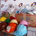LOTE 124 - 42 CAPACETES C/CARNEIRA EPI SEGURANÇA – VÁRIAS CORES NOVO. (NO ESTADO)