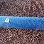LOTE 366 - 01 LONA PARA PISCINA AQUECIDA E BASE COM MANIVELA PARA ABRIR E FECHAR 5X8. (NO ESTADO) ATENÇÃO! FAZER A VISITAÇÃO ANTES DE ARREMATAR, NÃO SABEMOS SE FUNCIONA. LEILÃO NÃO TEM GARANTIA E NEM DEVOLUÇÃO, SUJEITO A POSSÍVEIS AVARIAS VISÍVEIS/OCULTAS E/OU AUSÊNCIA DE COMPONENTES.