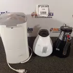 LOTE 188 - 01 CAFETEIRA MARCA FISCHER COOK LINE COM COPO E 02 GARRAFAS DE CAFÉ. (NO ESTADO) ATENÇÃO! FAZER A VISITAÇÃO ANTES DE ARREMATAR, NÃO SABEMOS SE FUNCIONA. LEILÃO NÃO TEM GARANTIA E NEM DEVOLUÇÃO, SUJEITO A POSSÍVEIS AVARIAS VISÍVEIS/OCULTAS E/OU AUSÊNCIA DE COMPONENTES.