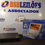 LOTE 256 - 01 DVD PORTATIL E 01 DVR MARCA GIGA 04 CANAIS. (NO ESTADO) ATENÇÃO! FAZER A VISITAÇÃO ANTES DE ARREMATAR, NÃO SABEMOS SE FUNCIONA. LEILÃO NÃO TEM GARANTIA E NEM DEVOLUÇÃO, SUJEITO A POSSÍVEIS AVARIAS VISÍVEIS/OCULTAS E/OU AUSÊNCIA DE COMPONENTES.