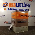LOTE 245 - 01 LATA DE TINTA TEXTURATTO PREMIUM EFEITO RÚSTICO EXTERIOR/INTERIOR SUVINIL 25KG. (NO ESTADO) ATENÇÃO! FAZER A VISITAÇÃO ANTES DE ARREMATAR, NÃO SABEMOS SE FUNCIONA. LEILÃO NÃO TEM GARANTIA E NEM DEVOLUÇÃO, SUJEITO A POSSÍVEIS AVARIAS VISÍVEIS/OCULTAS E/OU AUSÊNCIA DE COMPONENTES.