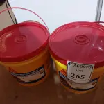 LOTE 265 - 02 LATAS DE SIKA MONOTOP-123 RODAPÉ IMPERMEABILIZANTE PARA TRATAMENTO DE UMIDADE ASCENDENTE COM 12KG CADA. (NO ESTADO) ATENÇÃO! FAZER A VISITAÇÃO ANTES DE ARREMATAR, NÃO SABEMOS SE FUNCIONA. LEILÃO NÃO TEM GARANTIA E NEM DEVOLUÇÃO, SUJEITO A POSSÍVEIS AVARIAS VISÍVEIS/OCULTAS E/OU AUSÊNCIA DE COMPONENTES.