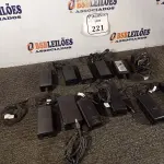 LOTE 221 - 01 LOTE COM FONTES DIVERSAS. (NO ESTADO) ATENÇÃO! FAZER A VISITAÇÃO ANTES DE ARREMATAR, NÃO SABEMOS SE FUNCIONA. LEILÃO NÃO TEM GARANTIA E NEM DEVOLUÇÃO, SUJEITO A POSSÍVEIS AVARIAS VISÍVEIS/OCULTAS E/OU AUSÊNCIA DE COMPONENTES.