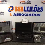 LOTE 238 - 03 NOTEBOOKS PARA RETIRADA DE PEÇAS. (NO ESTADO) ATENÇÃO! FAZER A VISITAÇÃO ANTES DE ARREMATAR, NÃO SABEMOS SE FUNCIONA. LEILÃO NÃO TEM GARANTIA E NEM DEVOLUÇÃO, SUJEITO A POSSÍVEIS AVARIAS VISÍVEIS/OCULTAS E/OU AUSÊNCIA DE COMPONENTES.