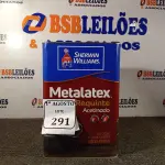 LOTE 291 - 01 LATA DE TINTA REQUINTE ACETINADO BRANCO GELO ACRÍLICA PREMIUM METALATEX SEM CHEIRO. (NO ESTADO) ATENÇÃO! FAZER A VISITAÇÃO ANTES DE ARREMATAR, NÃO SABEMOS SE FUNCIONA. LEILÃO NÃO TEM GARANTIA E NEM DEVOLUÇÃO, SUJEITO A POSSÍVEIS AVARIAS VISÍVEIS/OCULTAS E/OU AUSÊNCIA DE COMPONENTES.