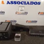 LOTE 002 - 01 AMPLIFICADOR UMC404HD, 01 APARELHO DE SOLDA HAKO470 E 02 PEDAIS MUSICAL, SENDO 01 DELAY DD400 E 01 HELL BABE. (NO ESTADO) ATENÇÃO! FAZER A VISITAÇÃO ANTES DE ARREMATAR, NÃO SABEMOS SE FUNCIONA. LEILÃO NÃO TEM GARANTIA E NEM DEVOLUÇÃO, SUJEITO A POSSÍVEIS AVARIAS VISÍVEIS/OCULTAS E/OU AUSÊNCIA DE COMPONENTES.