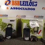 LOTE 187 - 09 POCKET PC GPS P550B. (NO ESTADO) ATENÇÃO! FAZER A VISITAÇÃO ANTES DE ARREMATAR, NÃO SABEMOS SE FUNCIONA. LEILÃO NÃO TEM GARANTIA E NEM DEVOLUÇÃO, SUJEITO A POSSÍVEIS AVARIAS VISÍVEIS/OCULTAS E/OU AUSÊNCIA DE COMPONENTES.