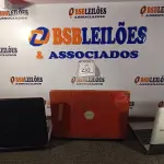 LOTE 232 - 03 NOTEBOOKS PARA RETIRADA DE PEÇAS. (NO ESTADO) ATENÇÃO! FAZER A VISITAÇÃO ANTES DE ARREMATAR, NÃO SABEMOS SE FUNCIONA. LEILÃO NÃO TEM GARANTIA E NEM DEVOLUÇÃO, SUJEITO A POSSÍVEIS AVARIAS VISÍVEIS/OCULTAS E/OU AUSÊNCIA DE COMPONENTES.