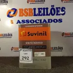 LOTE 292 - 01 LATA DE TINTA TEXTURATTO PREMIUM EFEITO RÚSTICO INTERIOR/EXTERIOR SUVINIL 25KG. (NO ESTADO) ATENÇÃO! FAZER A VISITAÇÃO ANTES DE ARREMATAR, NÃO SABEMOS SE FUNCIONA. LEILÃO NÃO TEM GARANTIA E NEM DEVOLUÇÃO, SUJEITO A POSSÍVEIS AVARIAS VISÍVEIS/OCULTAS E/OU AUSÊNCIA DE COMPONENTES.