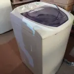 LOTE 293 - 01 MÁQUINA DE LAVAR ROUPAS 6KG MARCA ELETROLUX 220V. (NO ESTADO) ATENÇÃO! FAZER A VISITAÇÃO ANTES DE ARREMATAR, NÃO SABEMOS SE FUNCIONA. LEILÃO NÃO TEM GARANTIA E NEM DEVOLUÇÃO, SUJEITO A POSSÍVEIS AVARIAS VISÍVEIS/OCULTAS E/OU AUSÊNCIA DE COMPONENTES.