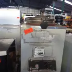 LOTE 409 - 01 AUTO CALVE PHOENIX 220VOLTS. (NO ESTADO) ATENÇÃO! FAZER A VISITAÇÃO ANTES DE ARREMATAR, NÃO SABEMOS SE FUNCIONA. LEILÃO NÃO TEM GARANTIA E NEM DEVOLUÇÃO, SUJEITO A POSSÍVEIS AVARIAS VISÍVEIS/OCULTAS E/OU AUSÊNCIA DE COMPONENTES.
