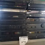 LOTE 470 - 02 APARELHOS DE SOM COM TOCA VINIL SEM CAIXA E 02 VHS DIVERSOS.  (NO ESTADO) ATENÇÃO! FAZER A VISITAÇÃO ANTES DE ARREMATAR, NÃO SABEMOS SE FUNCIONA. LEILÃO NÃO TEM GARANTIA E NEM DEVOLUÇÃO, SUJEITO A POSSÍVEIS AVARIAS VISÍVEIS/OCULTAS E/OU AUSÊNCIA DE COMPONENTES.