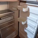 LOTE 383 - 01 GELADEIRA BRASTEMP 220V. (NO ESTADO) ATENÇÃO! FAZER A VISITAÇÃO ANTES DE ARREMATAR, NÃO SABEMOS SE FUNCIONA. LEILÃO NÃO TEM GARANTIA E NEM DEVOLUÇÃO, SUJEITO A POSSÍVEIS AVARIAS VISÍVEIS/OCULTAS E/OU AUSÊNCIA DE COMPONENTES.