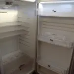 LOTE 449 - 01 GELADEIRA FROSFREE. (NO ESTADO) ATENÇÃO! FAZER A VISITAÇÃO ANTES DE ARREMATAR, NÃO SABEMOS SE FUNCIONA. LEILÃO NÃO TEM GARANTIA E NEM DEVOLUÇÃO, SUJEITO A POSSÍVEIS AVARIAS VISÍVEIS/OCULTAS E/OU AUSÊNCIA DE COMPONENTES.