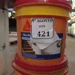 LOTE 421 - 02 BALDES DE SIKA MONOTOP-123 RODAPÉ IMPERMEABILIZANTE PARA TRATAMENTO DE UMIDADE ASCENDENTE 12KG. (NO ESTADO) ATENÇÃO! FAZER A VISITAÇÃO ANTES DE ARREMATAR, NÃO SABEMOS SE FUNCIONA. LEILÃO NÃO TEM GARANTIA E NEM DEVOLUÇÃO, SUJEITO A POSSÍVEIS AVARIAS VISÍVEIS/OCULTAS E/OU AUSÊNCIA DE COMPONENTES.