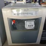 LOTE 414 - 01 LAVA-LOUÇA BRASTEMP. (NO ESTADO) ATENÇÃO! FAZER A VISITAÇÃO ANTES DE ARREMATAR, NÃO SABEMOS SE FUNCIONA. LEILÃO NÃO TEM GARANTIA E NEM DEVOLUÇÃO, SUJEITO A POSSÍVEIS AVARIAS VISÍVEIS/OCULTAS E/OU AUSÊNCIA DE COMPONENTES.