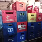LOTE 433 - 12 ENGRADADOS COM CASCOS DE CERVEJA E 02 ENGRADADOS COM CASCOS DE COCA COLA KS. (NO ESTADO) ATENÇÃO! FAZER A VISITAÇÃO ANTES DE ARREMATAR, NÃO SABEMOS SE FUNCIONA. LEILÃO NÃO TEM GARANTIA E NEM DEVOLUÇÃO, SUJEITO A POSSÍVEIS AVARIAS VISÍVEIS/OCULTAS E/OU AUSÊNCIA DE COMPONENTES.