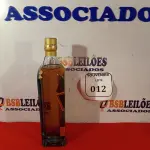 LOTE 012 - 01 GARRAFA DE WHISKY JOHNNIE WALKER BLUE LABEL 1L. (NO ESTADO EM QUE SE ENCONTRA) ATENÇÃO! FAZER A VISITAÇÃO ANTES DE ARREMATAR, NÃO SABEMOS SE FUNCIONA. LEILÃO NÃO TEM GARANTIA E NEM DEVOLUÇÃO, SUJEITO A POSSÍVEIS AVARIAS VISÍVEIS/OCULTAS E/OU AUSÊNCIA DE COMPONENTES.  