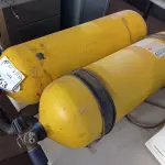 LOTE 363 - 02 CILINDRO GNV PARA CARRO. (NO ESTADO) ATENÇÃO! FAZER A VISITAÇÃO ANTES DE ARREMATAR, NÃO SABEMOS SE FUNCIONA. LEILÃO NÃO TEM GARANTIA E NEM DEVOLUÇÃO, SUJEITO A POSSÍVEIS AVARIAS VISÍVEIS/OCULTAS E/OU AUSÊNCIA DE COMPONENTES.