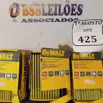 LOTE 425 - 08 CAIXA DE GRAMPOS 18 GA ¼” NARROW CROWN STAPLES (NO ESTADO) ATENÇÃO! FAZER A VISITAÇÃO ANTES DE ARREMATAR, NÃO SABEMOS SE FUNCIONA. LEILÃO NÃO TEM GARANTIA E NEM DEVOLUÇÃO, SUJEITO A POSSÍVEIS AVARIAS VISÍVEIS/OCULTAS E/OU AUSÊNCIA DE COMPONENTES.
