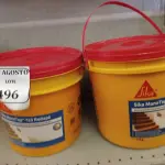 LOTE 496 - 02 BALDES DE SIKA MONOTOP-123 RODAPÉ IMPERMEABILIZANTE PARA TRATAMENTO DE UMIDADE ASCENDENTE 12KG. (NO ESTADO) ATENÇÃO! FAZER A VISITAÇÃO ANTES DE ARREMATAR, NÃO SABEMOS SE FUNCIONA. LEILÃO NÃO TEM GARANTIA E NEM DEVOLUÇÃO, SUJEITO A POSSÍVEIS AVARIAS VISÍVEIS/OCULTAS E/OU AUSÊNCIA DE COMPONENTES.