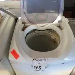 LOTE 465 - 01 MÁQUINA DE LAVAR ROUPAS ELECTROLUX 6KG.  (NO ESTADO) ATENÇÃO! FAZER A VISITAÇÃO ANTES DE ARREMATAR, NÃO SABEMOS SE FUNCIONA. LEILÃO NÃO TEM GARANTIA E NEM DEVOLUÇÃO, SUJEITO A POSSÍVEIS AVARIAS VISÍVEIS/OCULTAS E/OU AUSÊNCIA DE COMPONENTES.