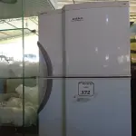 LOTE 372 - 01 GELADEIRA DAKO 127VOLTS. (NO ESTADO) ATENÇÃO! FAZER A VISITAÇÃO ANTES DE ARREMATAR, NÃO SABEMOS SE FUNCIONA. LEILÃO NÃO TEM GARANTIA E NEM DEVOLUÇÃO, SUJEITO A POSSÍVEIS AVARIAS VISÍVEIS/OCULTAS E/OU AUSÊNCIA DE COMPONENTES.