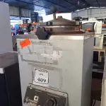 LOTE 409 - 01 AUTO CALVE PHOENIX 220VOLTS. (NO ESTADO) ATENÇÃO! FAZER A VISITAÇÃO ANTES DE ARREMATAR, NÃO SABEMOS SE FUNCIONA. LEILÃO NÃO TEM GARANTIA E NEM DEVOLUÇÃO, SUJEITO A POSSÍVEIS AVARIAS VISÍVEIS/OCULTAS E/OU AUSÊNCIA DE COMPONENTES.