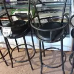 LOTE 501 - 04 BANQUETAS EM FERRO PARA CRIANÇAS.  (NO ESTADO) ATENÇÃO! FAZER A VISITAÇÃO ANTES DE ARREMATAR, NÃO SABEMOS SE FUNCIONA. LEILÃO NÃO TEM GARANTIA E NEM DEVOLUÇÃO, SUJEITO A POSSÍVEIS AVARIAS VISÍVEIS/OCULTAS E/OU AUSÊNCIA DE COMPONENTES.
