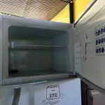 LOTE 372 - 01 GELADEIRA DAKO 127VOLTS. (NO ESTADO) ATENÇÃO! FAZER A VISITAÇÃO ANTES DE ARREMATAR, NÃO SABEMOS SE FUNCIONA. LEILÃO NÃO TEM GARANTIA E NEM DEVOLUÇÃO, SUJEITO A POSSÍVEIS AVARIAS VISÍVEIS/OCULTAS E/OU AUSÊNCIA DE COMPONENTES.