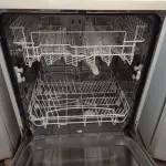 LOTE 451 - 01 LAVA-LOUÇAS BRASTEMP 220VOLTS. (NO ESTADO) ATENÇÃO! FAZER A VISITAÇÃO ANTES DE ARREMATAR, NÃO SABEMOS SE FUNCIONA. LEILÃO NÃO TEM GARANTIA E NEM DEVOLUÇÃO, SUJEITO A POSSÍVEIS AVARIAS VISÍVEIS/OCULTAS E/OU AUSÊNCIA DE COMPONENTES.