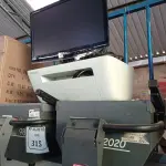 LOTE 315 - 01 IMPRESSORA HP DESCKJET 2136 COM FONTE, 01 MONITOR LG 19”, 02 RETROPROJETORES MARCA TES. (NO ESTADO) ATENÇÃO! FAZER A VISITAÇÃO ANTES DE ARREMATAR, NÃO SABEMOS SE FUNCIONA. LEILÃO NÃO TEM GARANTIA E NEM DEVOLUÇÃO, SUJEITO A POSSÍVEIS AVARIAS VISÍVEIS/OCULTAS E/OU AUSÊNCIA DE COMPONENTES.