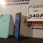 LOTE 340 - 01 IPHONE XS MAX 64GB SEM CARREGADOR COM AVARIAS. (NO ESTADO) ATENÇÃO! FAZER A VISITAÇÃO ANTES DE ARREMATAR, NÃO SABEMOS SE FUNCIONA. LEILÃO NÃO TEM GARANTIA E NEM DEVOLUÇÃO, SUJEITO A POSSÍVEIS AVARIAS VISÍVEIS/OCULTAS E/OU AUSÊNCIA DE COMPONENTES.