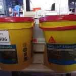 LOTE 406 - 02 BALDES DE SIKANOL ALVENARIA, ADITIVO PLASTIFICANTE PARA ARGAMASSA DE ASSENTAMENTO E REBOCO 18L. (NO ESTADO) ATENÇÃO! FAZER A VISITAÇÃO ANTES DE ARREMATAR, NÃO SABEMOS SE FUNCIONA. LEILÃO NÃO TEM GARANTIA E NEM DEVOLUÇÃO, SUJEITO A POSSÍVEIS AVARIAS VISÍVEIS/OCULTAS E/OU AUSÊNCIA DE COMPONENTES.
